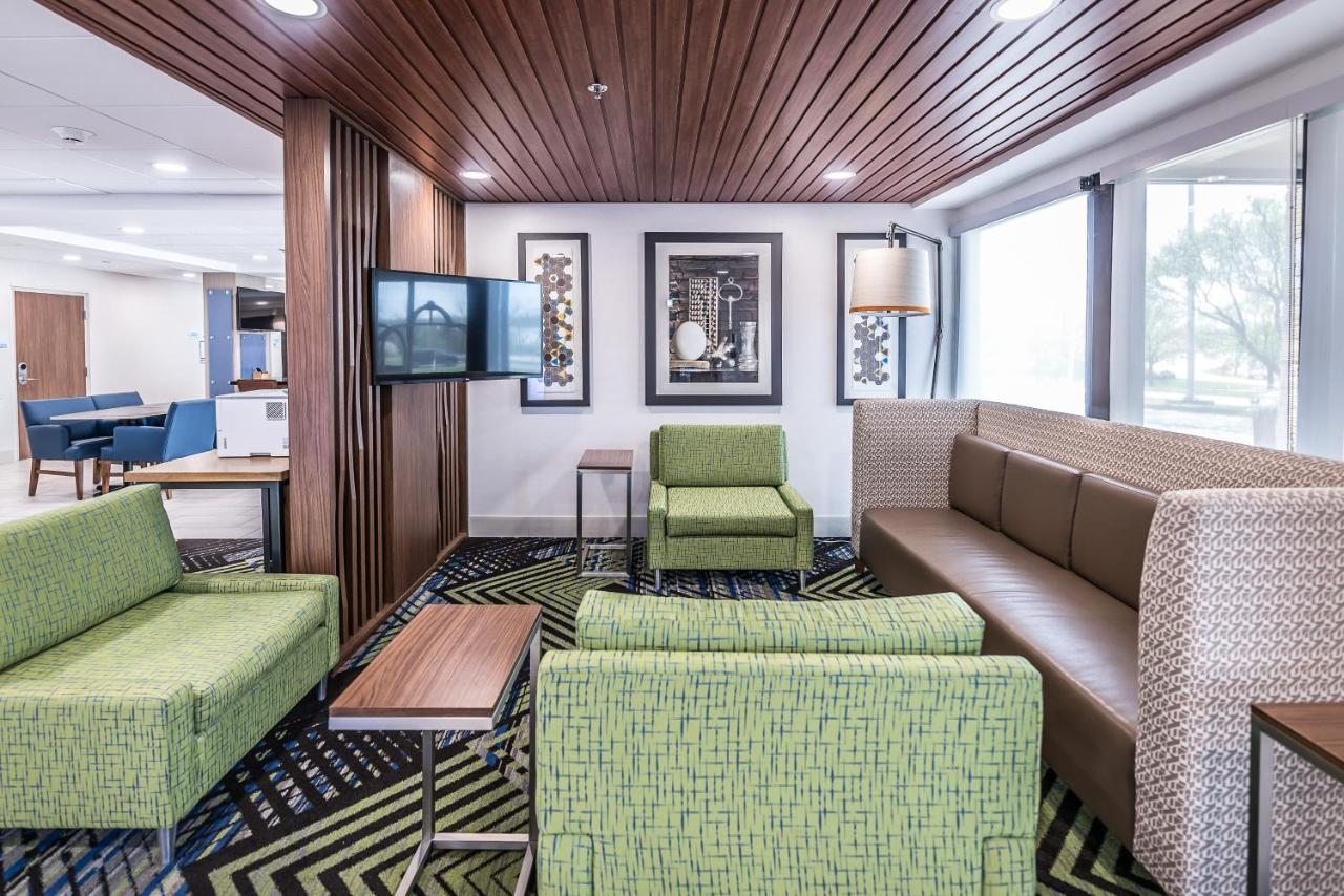 Holiday Inn Express Flint-Campus Area By Ihg Esterno foto
