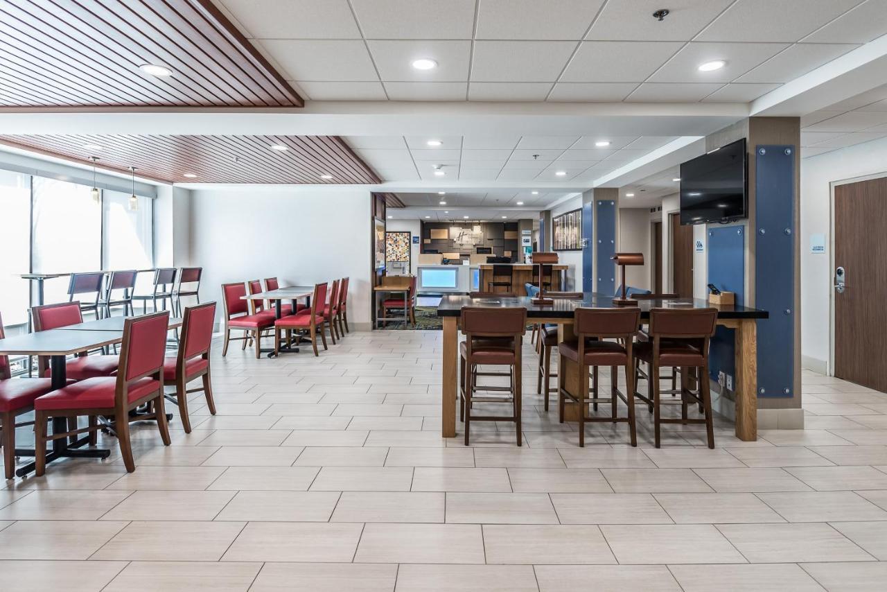 Holiday Inn Express Flint-Campus Area By Ihg Esterno foto